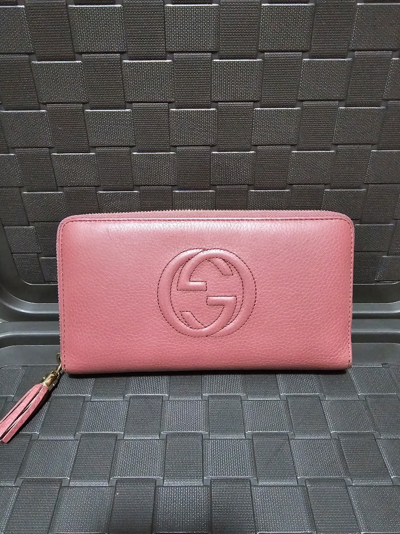 Gucci Wallet on Carousell