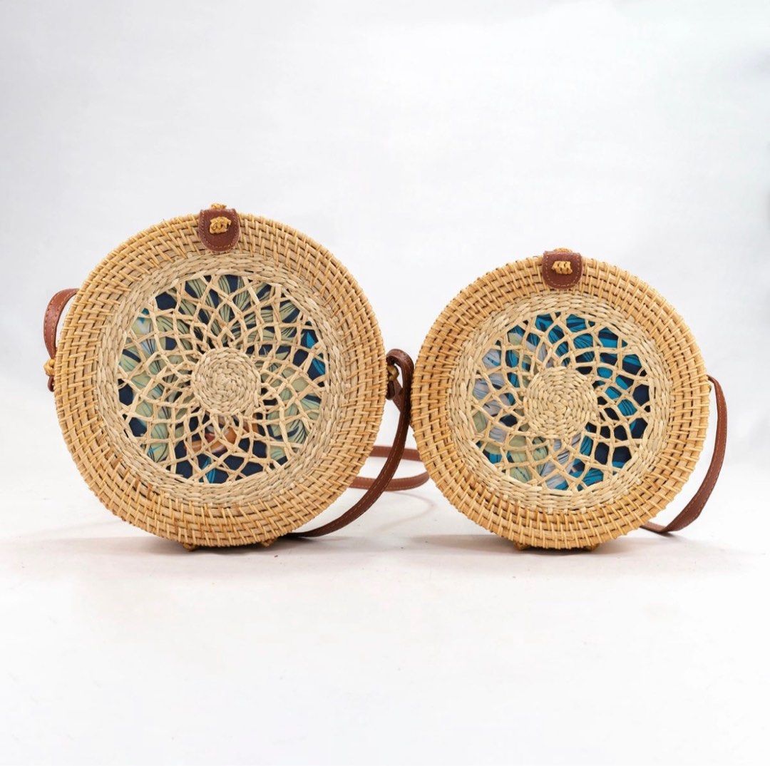 Anpress Handwoven Round Rattan Bag – Natural Circle Straw Crossbody Purse With Leather Strap