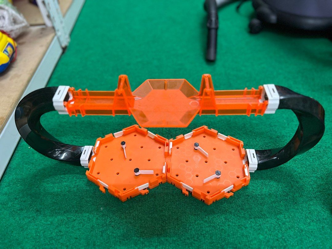 Hexbug track top