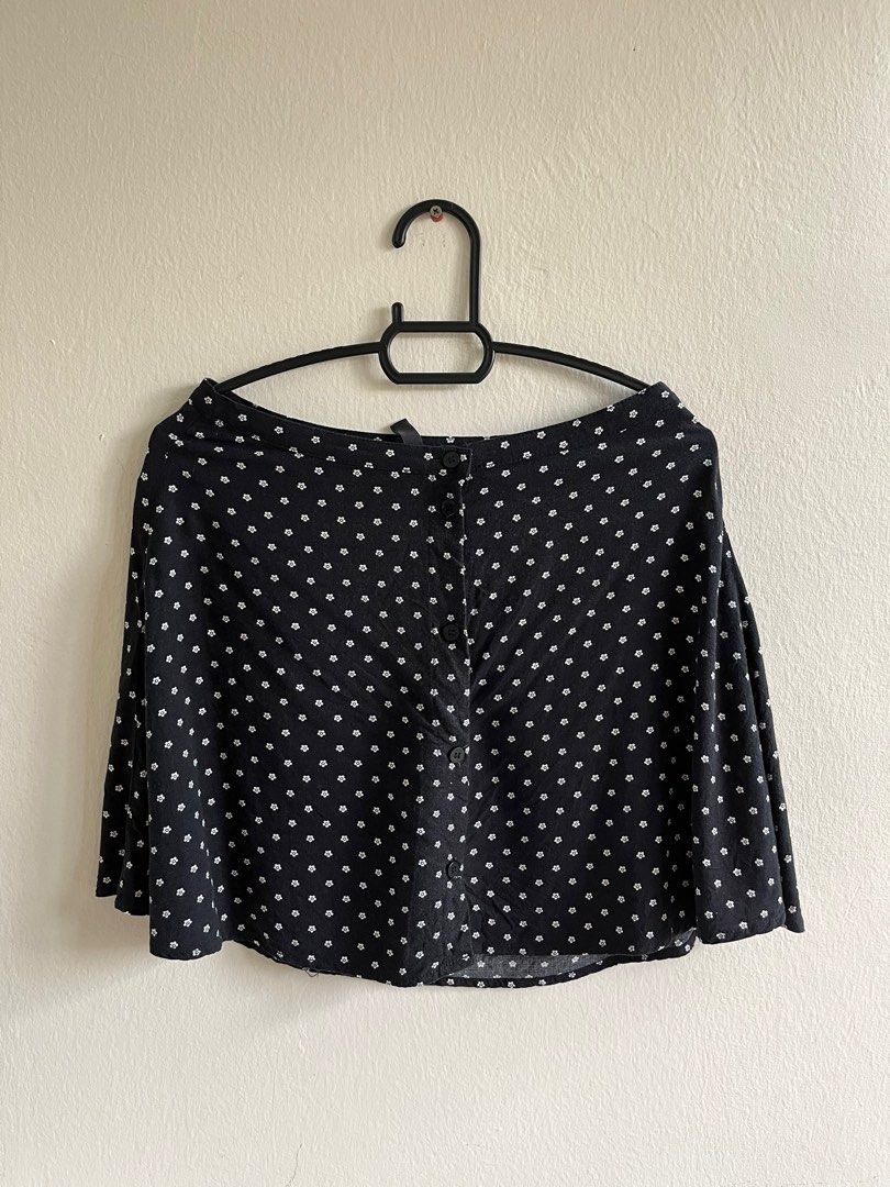 H M polka dot skater skirt Women s Fashion Bottoms Skirts on