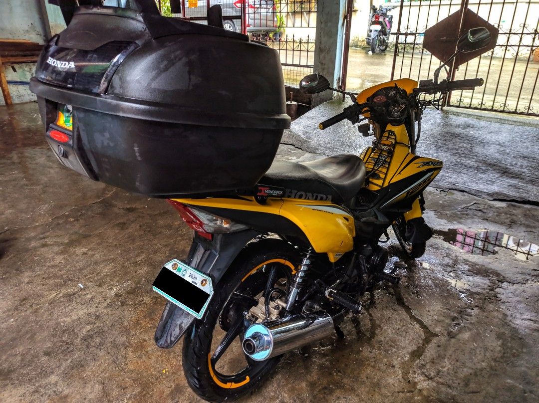 Honda xrm 125 shop model 2010 price