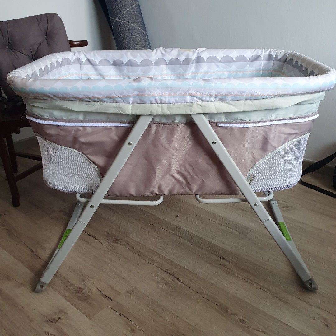 Ingenuity baby cot rocker, Babies & Kids, Baby Nursery & Kids Furniture ...