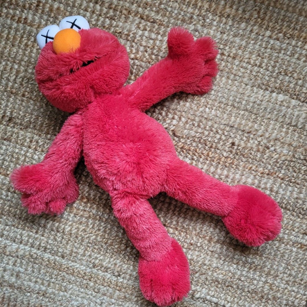Uniqlo kaws elmo plush cheap