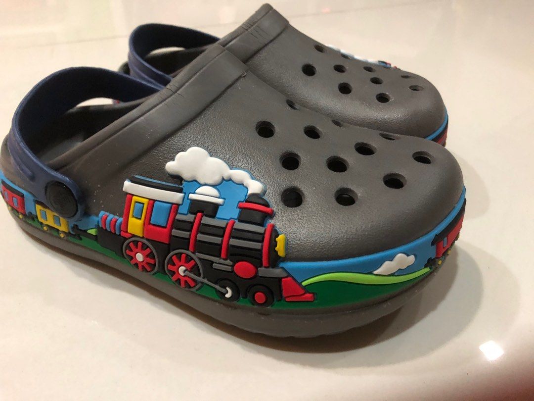 Kids Crocs similar to crocs brand new