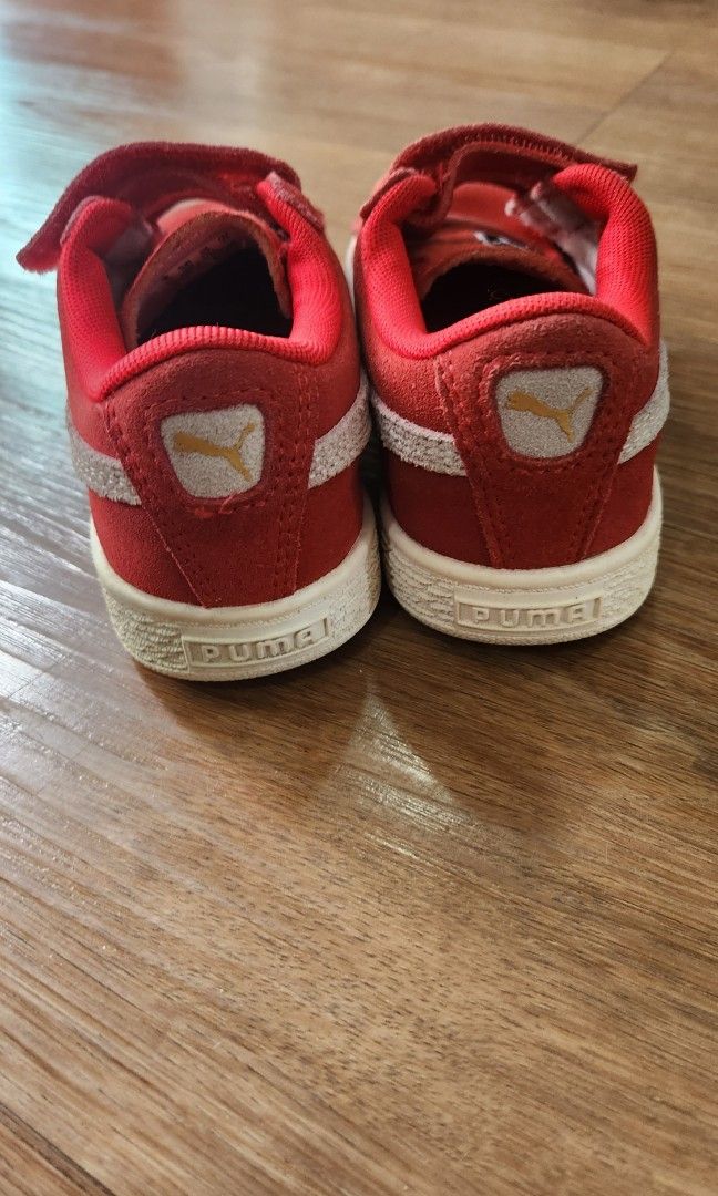Puma red ribbon outlet shoes