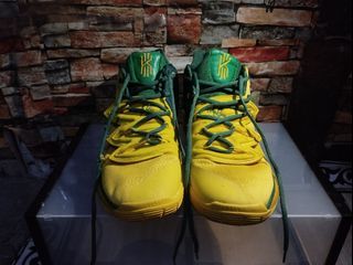 Kyrie 5 Basketball Shoes Size 11