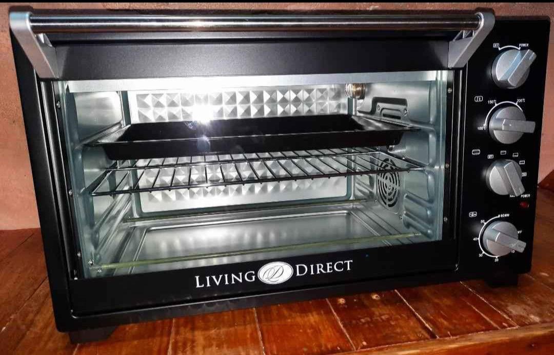 Living direct electric clearance oven 45 liters