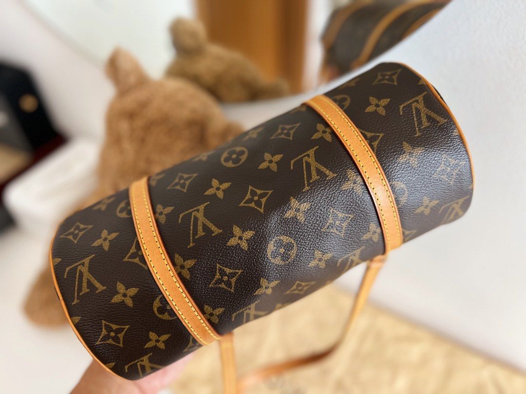 Louis Vuitton LV Vintage Papillon 26 Handbag, Luxury, Bags & Wallets on  Carousell