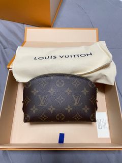 Louis Vuitton (PM) Cosmetic pouch (M47515)
