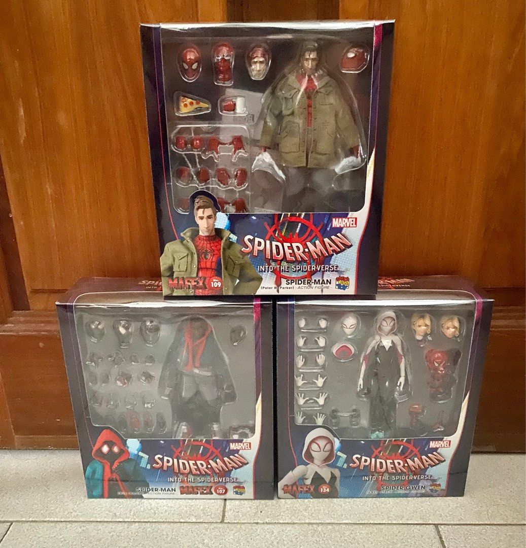 Mafex Spider-Man : into the spider verse set ( miles, B Parker , gwen ...