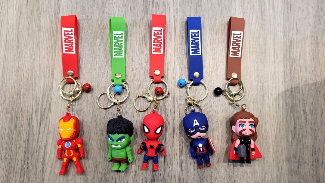 Marvel hot sale avengers keychains