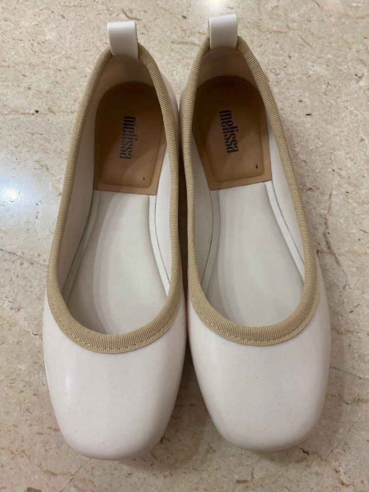 Melissa lance flat outlet