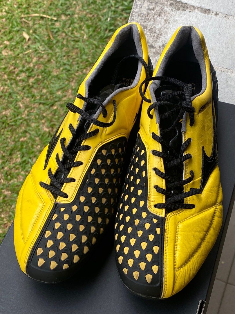 Mizuno wave on sale ignitus 3 yellow