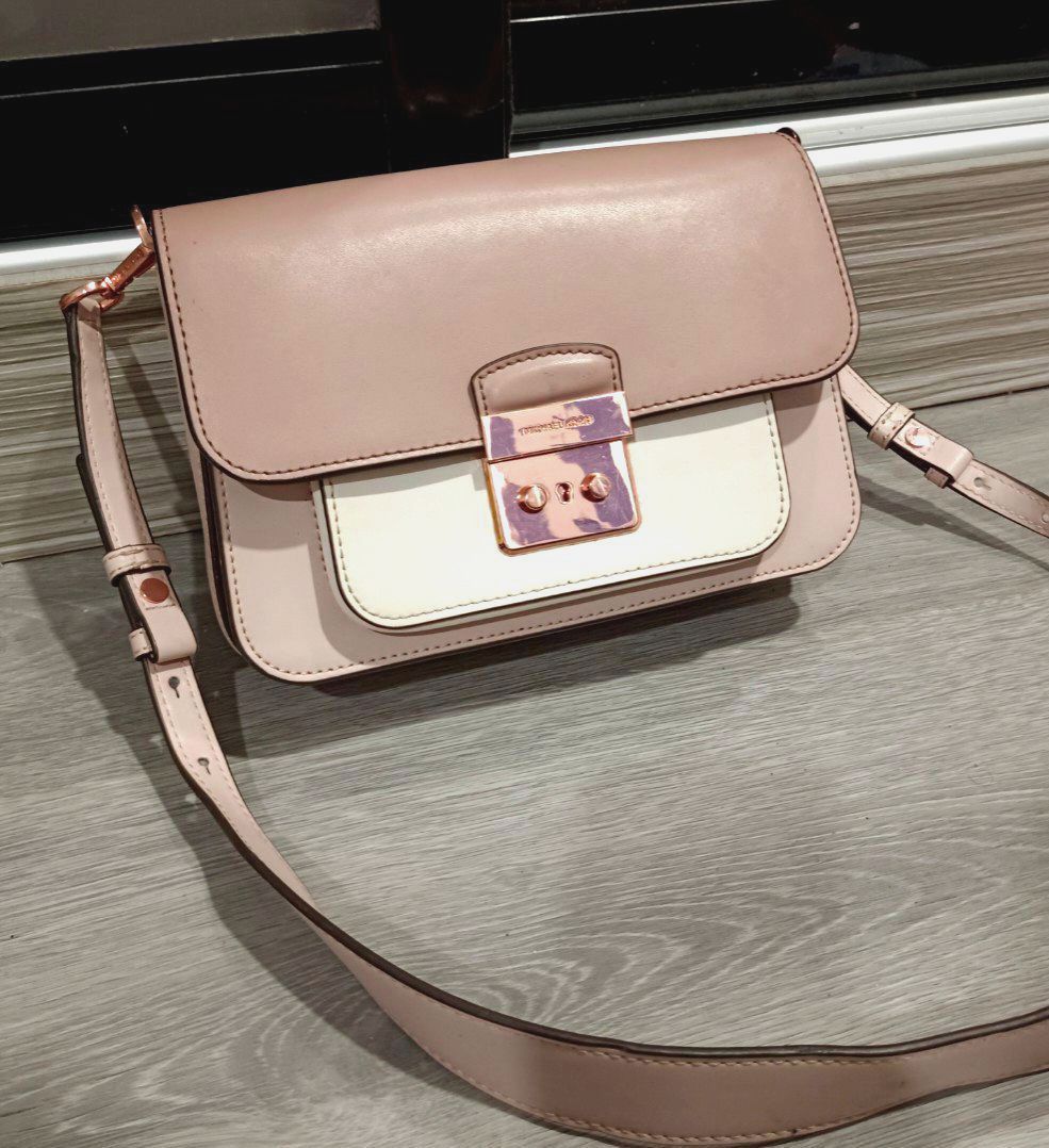 MK SLOAN EDITOR PINK
