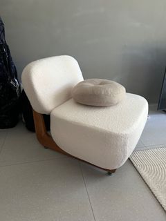 (Category: ) located in . Submitted by akang93 (Listing ID 1247158069, Image 1). Description: .