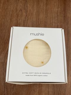Mushie 100% Organic Swaddle ($26.50 on Pupsik)