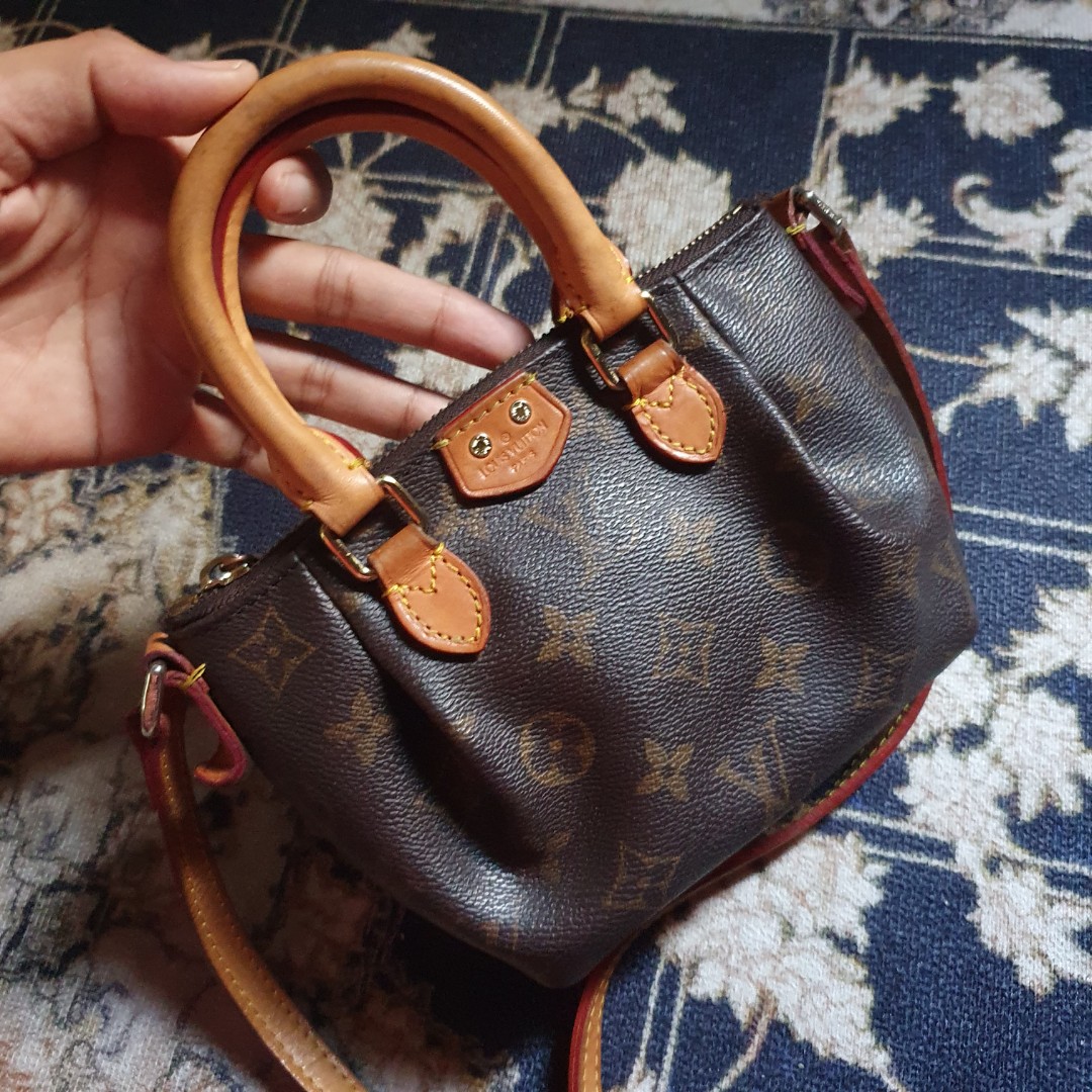 LV Speedy 25 monogram boutique quality , Luxury, Bags & Wallets on Carousell