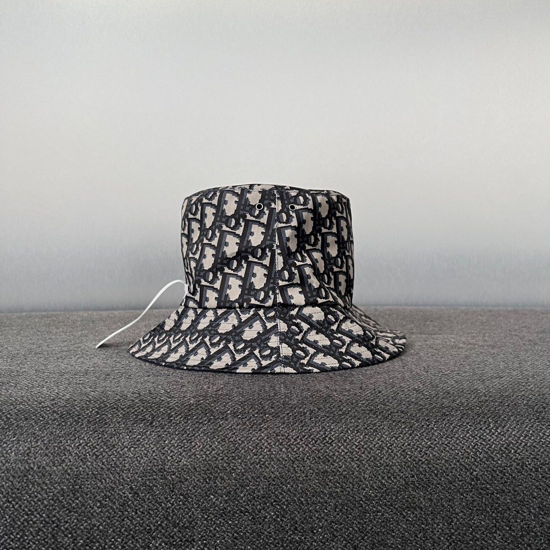 Dior - Dior Oblique Bucket Hat Navy Blue and Beige Blended Cotton Jacquard - Size L - Men