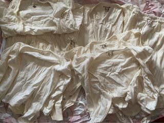 (Category: ) located in . Submitted by fldbypncks (Listing ID 1247133366, Image 1). Description: .