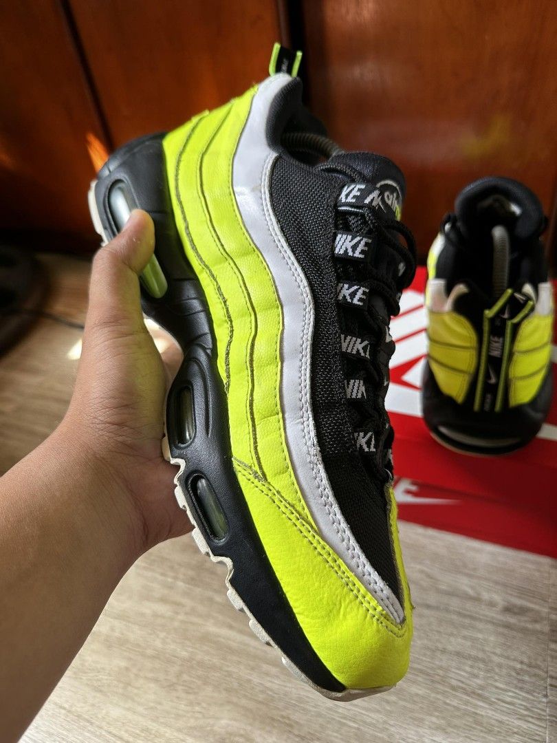 Nike Airmax 95 Premiuk Volt Glow Sneaker, Men's Fashion, Footwear