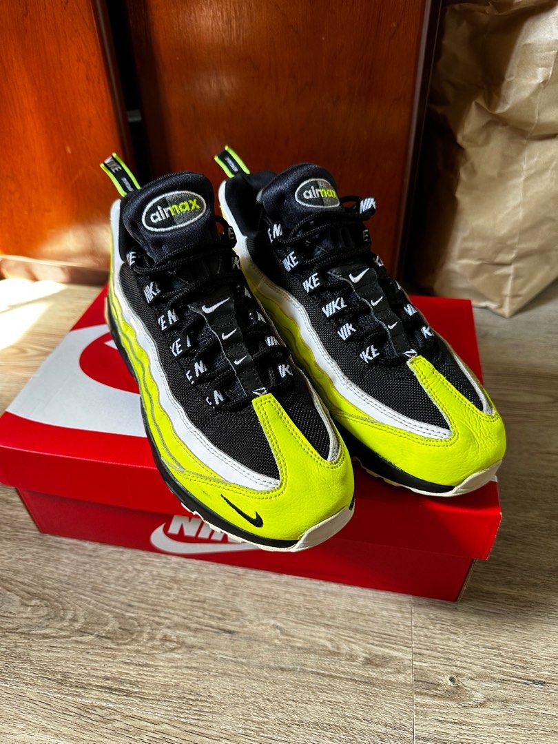 Nike air max 95 volt glow on sale