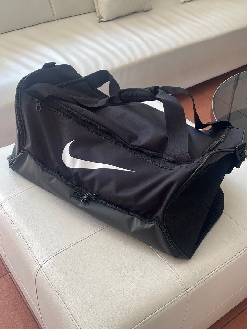 Nike Brasilia 9.5 Small Duffel Bag Unisex Sports Gym Pack Gray