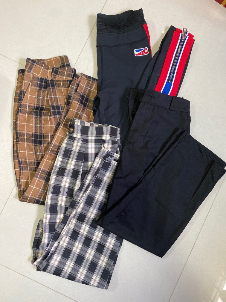 Nike plaid 2025 leggings