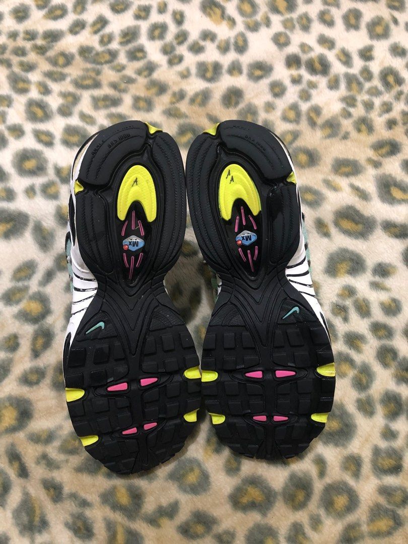 tailwind aurora green