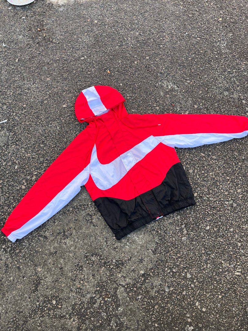 Nike Swoosh Windbreaker, Men's Fashion, Coats, Jackets and Outerwear on