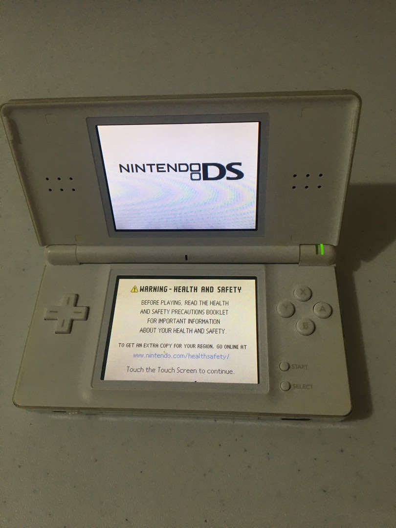 Nintendo DS Lite, Video Gaming, Video Game Consoles, Nintendo on Carousell