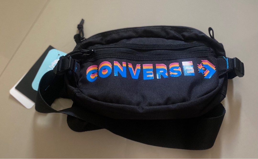 Belt on sale bag converse