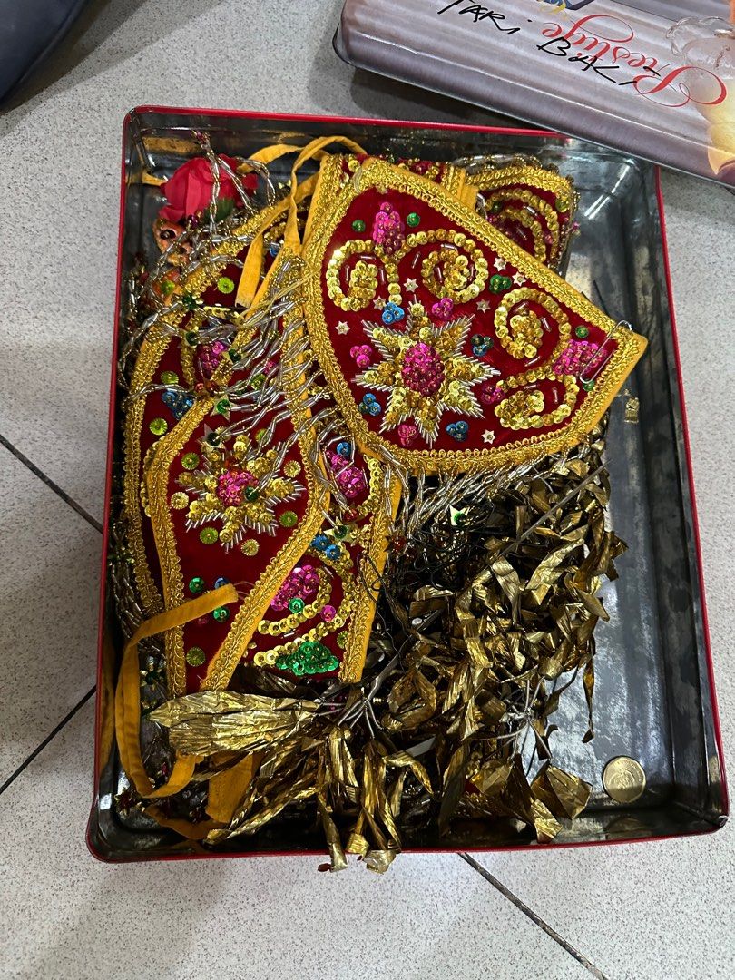 Pernak pernik tari bali, Barang Yang Dicari di Carousell