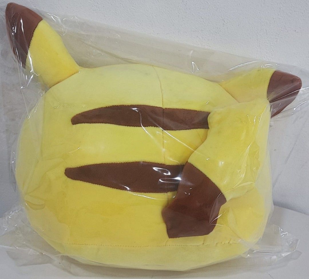 Pokémon Pikachu Plush Pillow