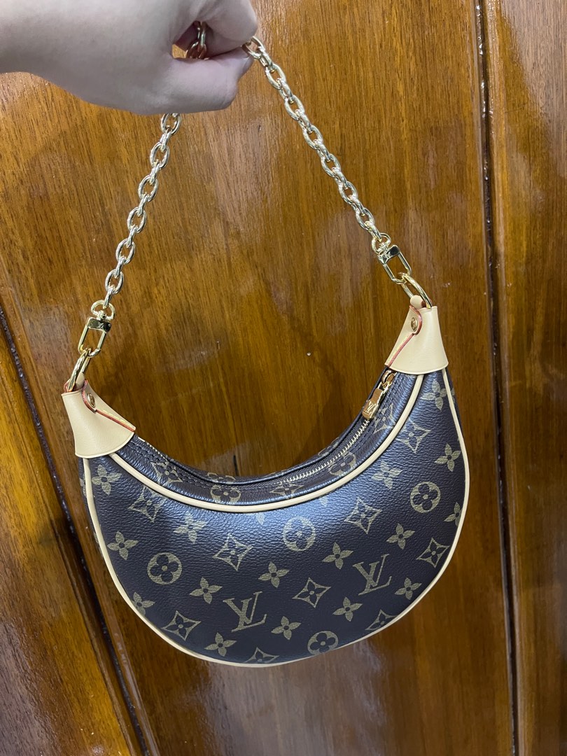 Louis Vuitton Loop Black in Calfskin Leather with Gold-tone - US