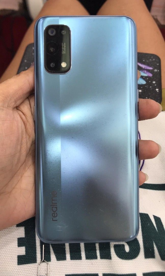 Realme 7 pro (Category: Realme) located in Manila. Submitted by sheens9 (Listing ID 1247173242, Image 3). Description: for sale only realme 7 pro 8gb ram, 128gb storage lady owned in verygood condition no issue gagamtin nalang unit cases sama ko na mga tempered glasses rfs: spare phone.
