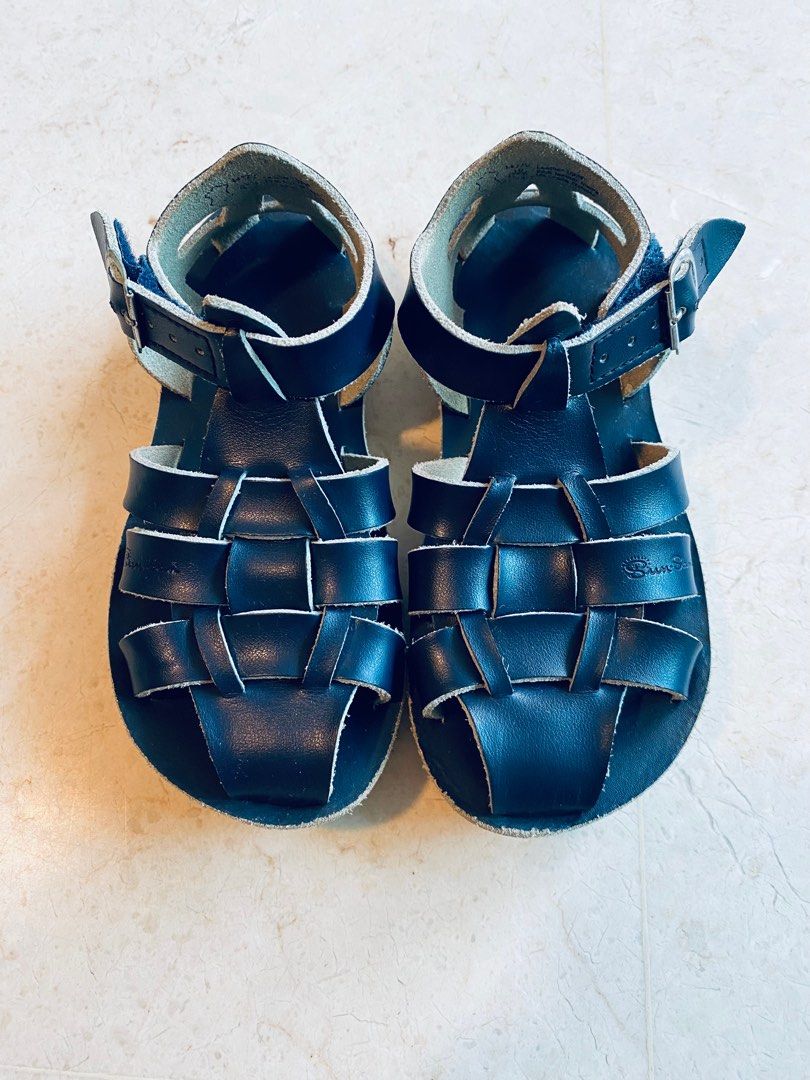 Velcro water sandals outlet