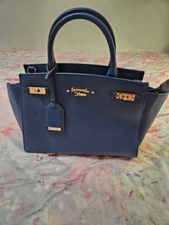 （分類：）位於 。 由 cinnabon005 提交（商品編號 1247237961，圖片 1）。簡介： 。