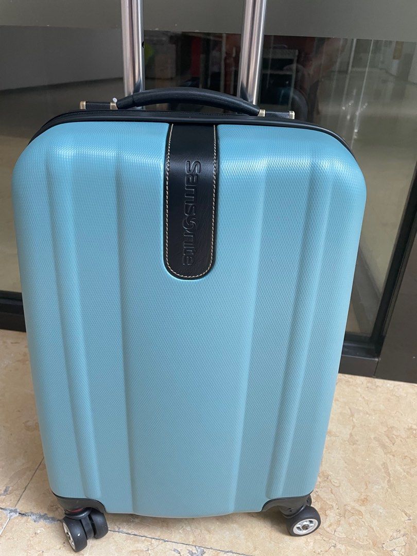 Bay sale luggage samsonite