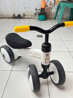 (Kategori: ) berada di . Dikirim oleh d3clutterofme (ID iklan 1247124744, Gambar 1). Deskripsi: .