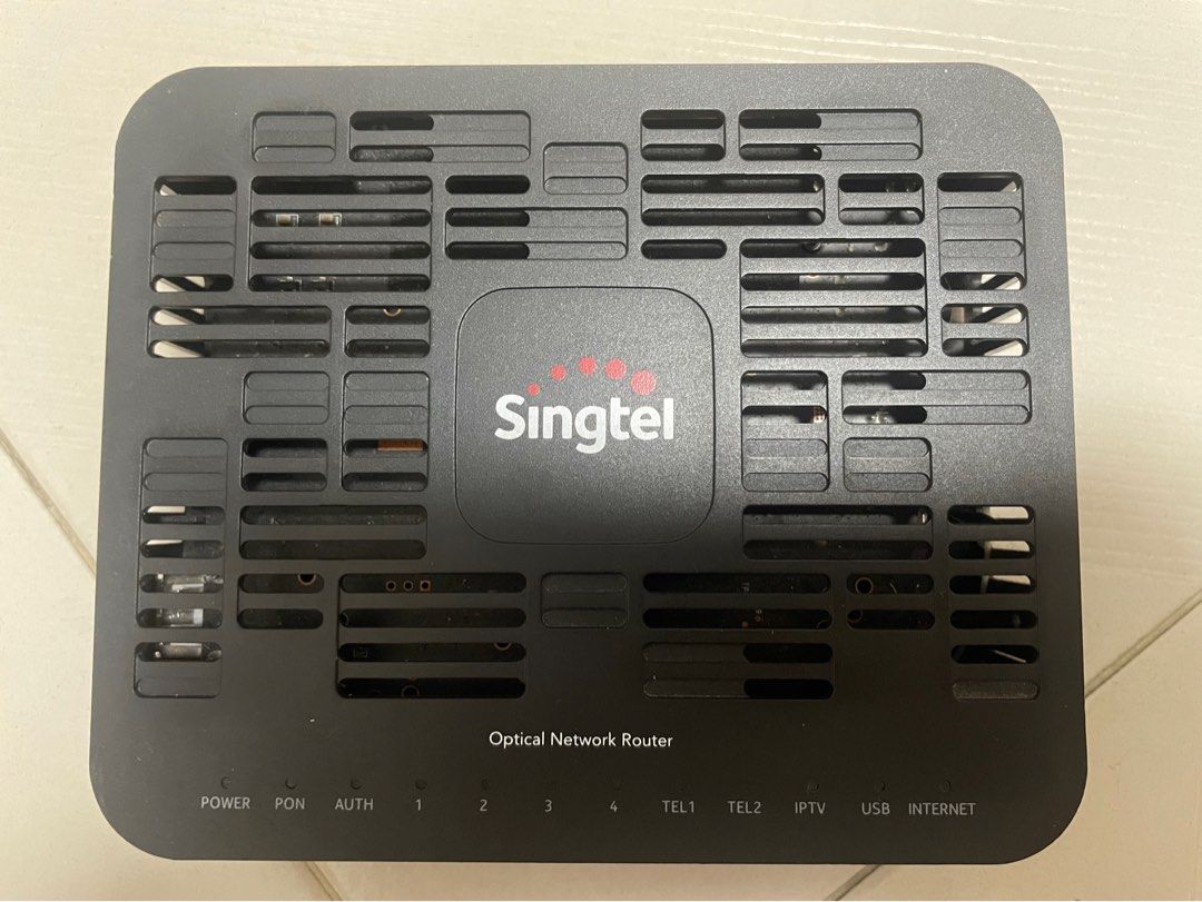 Singtel Optical Network Router Nokia G240 + SingTel Mesh Extender x2 ...
