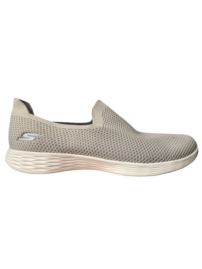 skechers slip ons