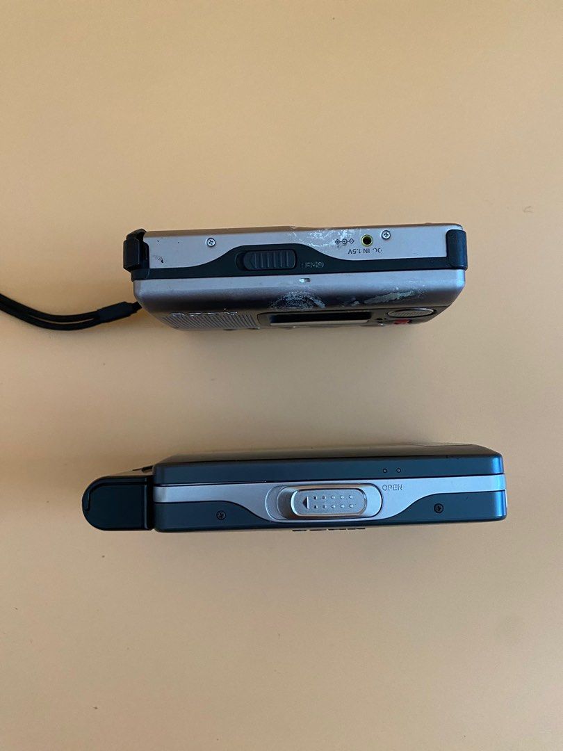 Walkman Sony TCM-AP5V – Lecteur Cassette Argenté, Courroie Neuve, Fonctionne