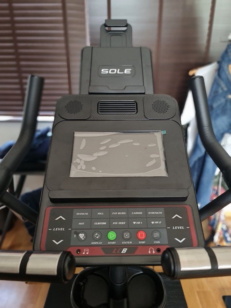 Upright Exercise Stationary / Stationery Bicycle (SOLE Fitness), Sports