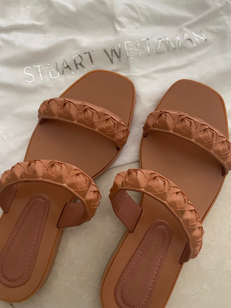 Stuart weitzman clearance rosita rubber sandal