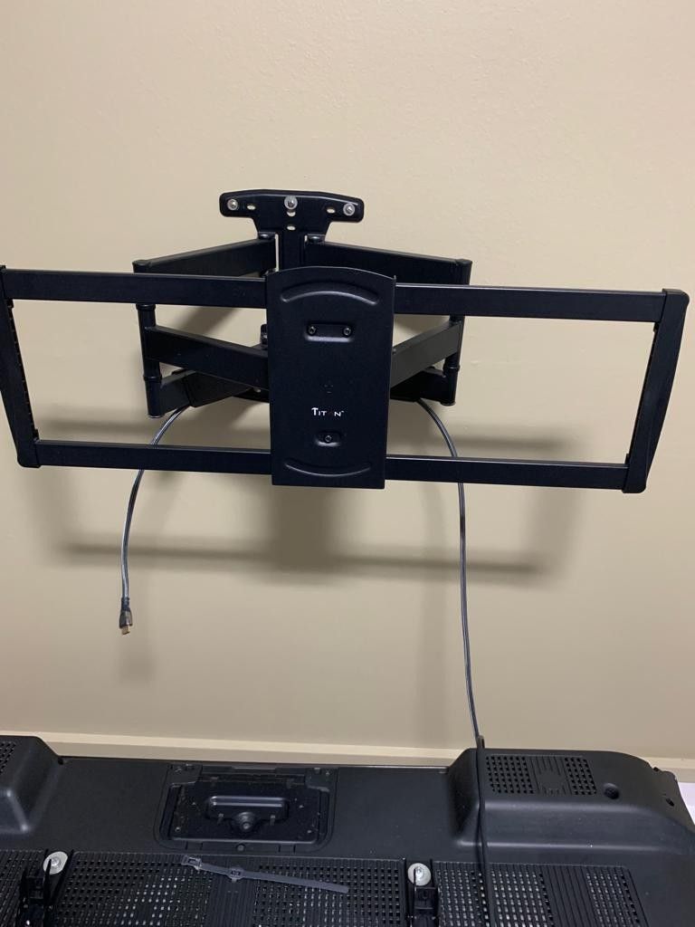 TV Swivel Mount Bracket (Up to 43 inches), TV & Home Appliances, TV