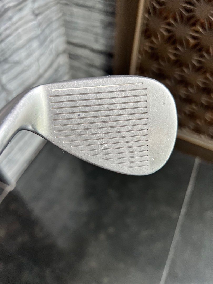 Taylormade Sim2 Max Sand Wedge., Sports Equipment, Sports & Games, Golf