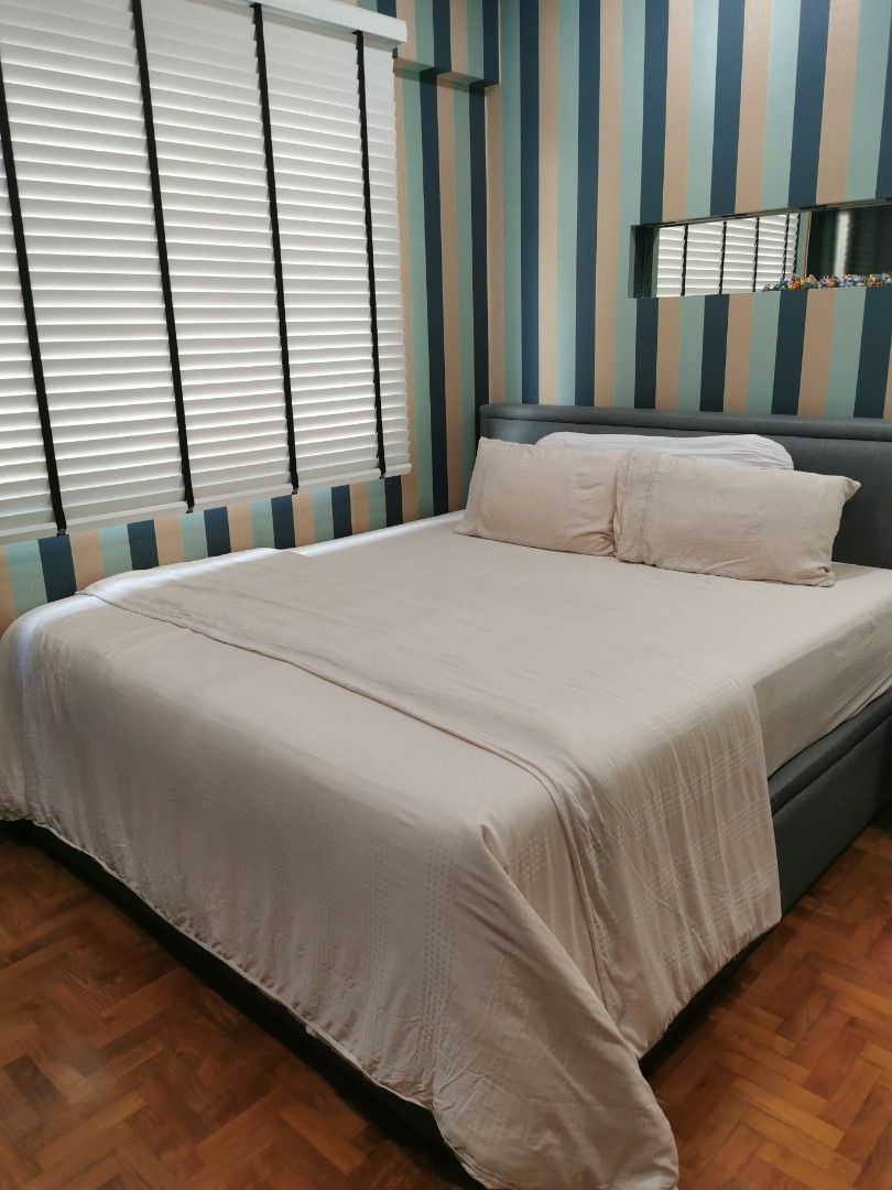 Tempur King Long Storage bed, Furniture & Home Living, Furniture, Bed