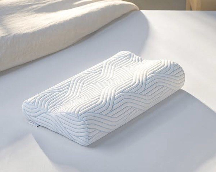 TEMPUR Original Ergonomic Smartcool Pillow, Furniture & Home Living