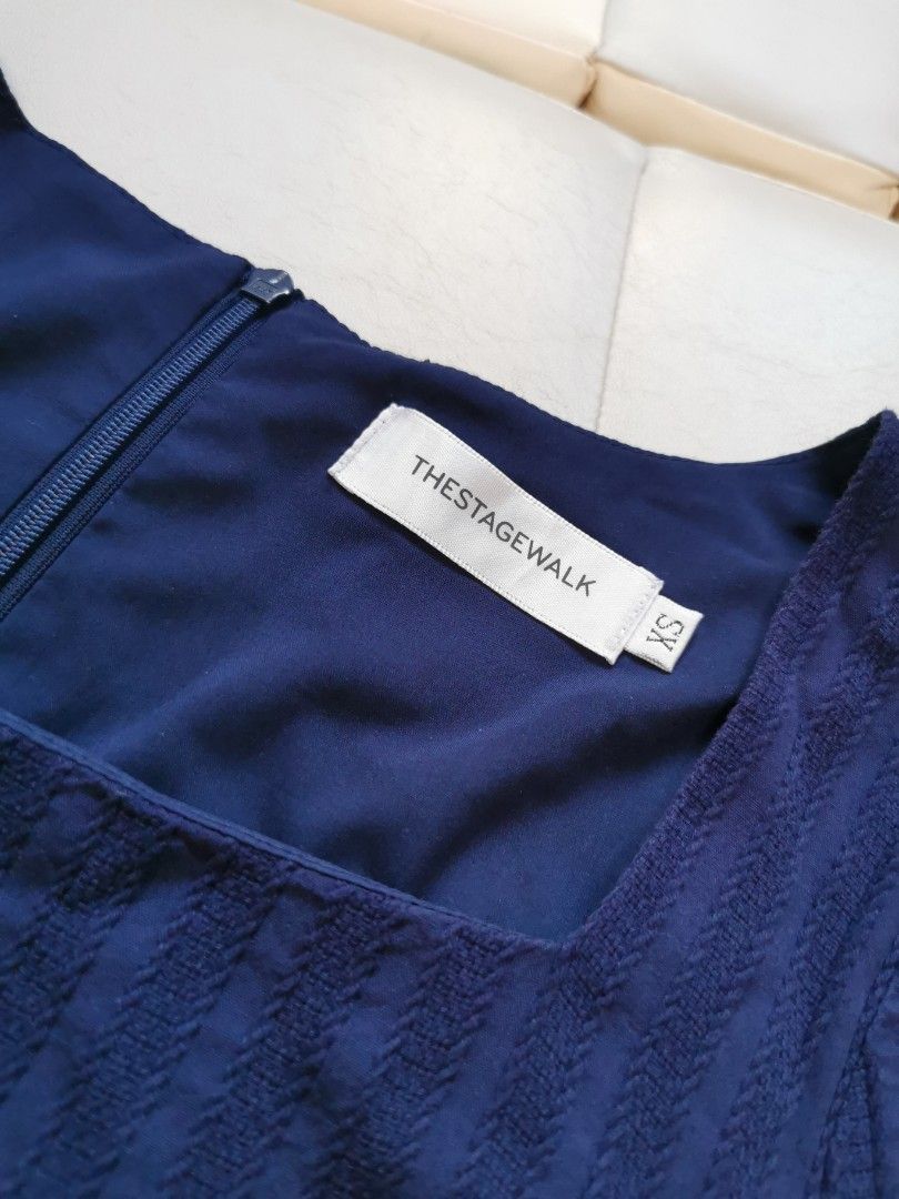 The stage walk Navy Blue Dress size xs, Women's Fashion, Dresses & Sets