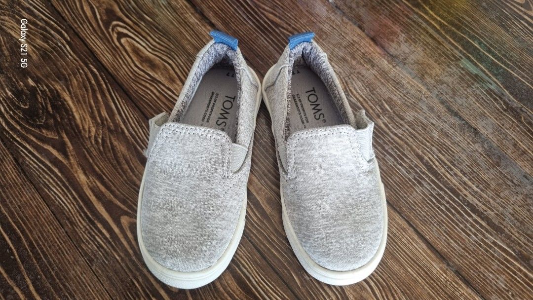 Amazon TOMS Shoes Sale Up to 50% Off